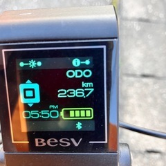 BESV PSF1のブラウン電動折りたたみ自転車の画像