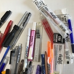 文房具詰め合わせ　（フリクションなど）の画像