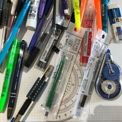 文房具詰め合わせ　（フリクションなど）の画像