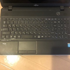 富士通ノートパソコンLIFEBOOK AH32の画像