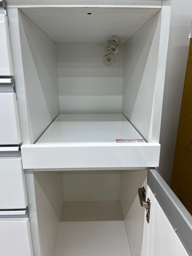 【ジャングルジャングル 岸和田和泉インター店】ニトリ システムキッチンボード レジューム120 ホワイト 食器棚  ソフトクローズ和泉