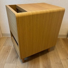 急募！サイドテーブルの画像