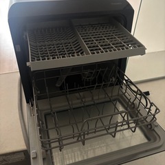 水道いらずのタンク式食器洗い乾燥機 「ラクア」の画像