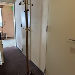 スタンディングコートラックの画像