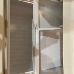 シャープ冷蔵庫の画像