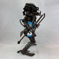 【ジャングルジャングル堺初芝店】　プレデター　メタルアート　幅(W)230mm × 奥行(D)110mm × 高さ(H)230mm　堺市（東区　西区　北区　南区　堺区　美原区）高石市　泉大津市　忠岡町　和泉市　松原市　大阪狭山市の画像