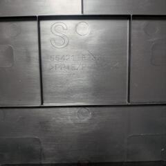 ダイハツ タフト 純正オーディオパネル 7インチナビ用 55421-B2330の画像