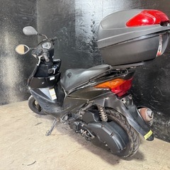 ★支払総額7.8万円★定休日なし！いつでも現車確認可能です！ スズキ アドレスV125S 黒 CF4MA 人気のV125！Sタイプ！　4ストインジェクション！ リアボックス付き！サイスタ付き！の画像