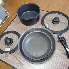 ニトリ鍋•フライパン6点セットの画像