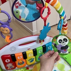 【値段交渉可能】フィッシャープライス あんよでキック 4WAY バイリンガル ピアノジムの画像