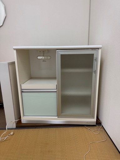 収納棚
