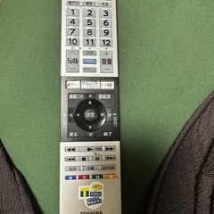 【取りに来れる方】早い者勝ち！TOSHIBAのREGZA液晶テレビ32V置型の画像