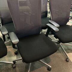 中古　コクヨ　高級チェア　フォスター　事務椅子　オフィスチェアー　ハイバックメッシュ　高機能チェア　アルミ脚　愛知県 一宮市 名古屋 稲沢 江南 岩倉 岐阜 羽島 各務ヶ原 三重 愛知 グッドプライス一宮の画像