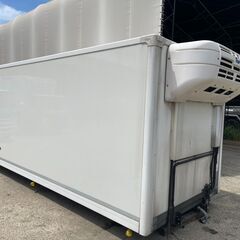 福岡発　4t冷蔵冷凍コンテナ　鍵有り　横扉無し　米倉庫　バイク倉庫　その他多数コンテナ有、値下げ交渉有、株式会社南商会の画像