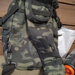 新品未使用　迷彩ショルダーバッグの画像