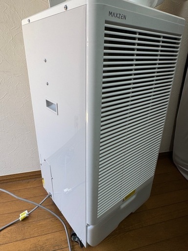 設置工事不要ですぐに使えるポータブルエアコン!壁穴も室外機も不要ですぐに使える業務用スポットエアコンです