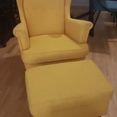 IKEA1人掛けソファーの画像
