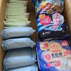 【女性限定】沢山の生理用品とプチシャワーセぺの画像