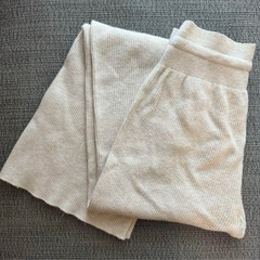 マタニティ　UNIQLO ウォッシャブルリブニットパンツの画像