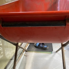 タイヤプール　自動車整備工場で使用されていた機材の画像
