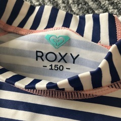 ROXY ラッシュガード　150の画像