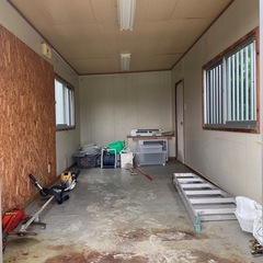 プレハブの画像