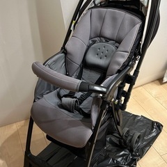 ベビーカー　アップリカ　カルーンエアー　