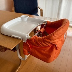 【ベビーチェア 】値下げ！
イングリッシーナ ファスト テーブルチェアの画像
