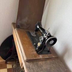 足踏みミシン　レトロ　フクスケ　14800円の画像