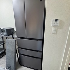 SHARP冷蔵庫の画像
