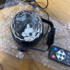 月のライトとパーティライトの画像