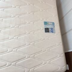 【使用に問題なし】セミダブルベッド（マットレス付き）の画像