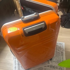 スーツケースの画像
