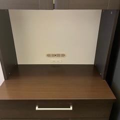 食器棚の画像