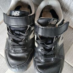 9月削除予定　19cm new balance黒マジックベルトの画像