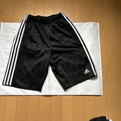 adidas黒セット(160サイズ)の画像