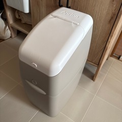 おむつ用ゴミ箱の画像