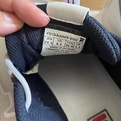 （取引中）FILA スニーカー　24.5cmの画像