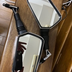 バイクミラー2種類の画像