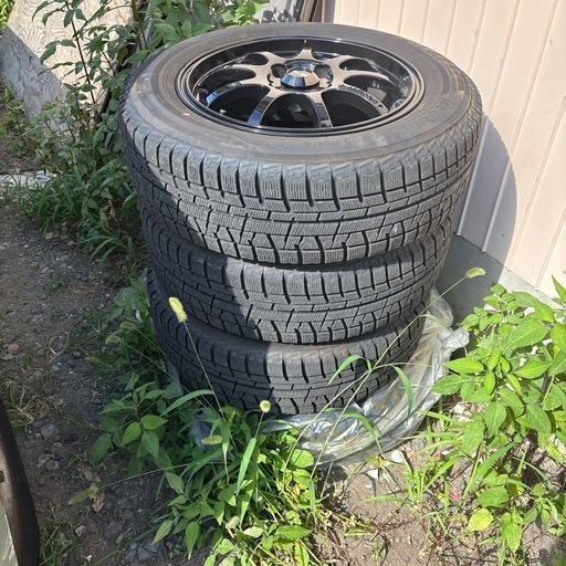185/65R 15スタッドレスタイヤアルミホイールセット