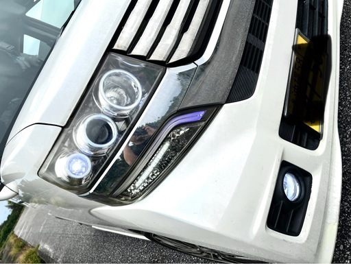 N-BOXカスタム　ホワイト