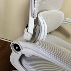 【お受け渡し確定】SUPRUIS オフィスチェアの画像