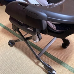 8月2日まで掲載‼️combi ネムリラ　ハイローチェア　バウンサー　手動の画像