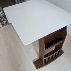 ダイニング丸テーブル　引き取り　大分市 円形テーブル002 110×75×110 無垢円形丸脚テーパード引出付丸