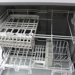 札幌市内配送可21年製 Panasonic パナソニック 食器洗い乾燥機 食洗機 NP-TH4-W 食器点数40点/約5人分の画像