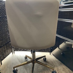 オフィスチェアの画像
