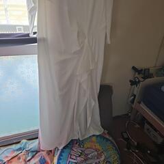 白いドレスXXLの画像