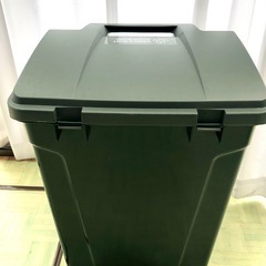 【美品】日本製 ゴミ箱 スリム おしゃれ ふた付き  70リットル ダストボックスの画像