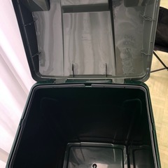 【美品】日本製 ゴミ箱 スリム おしゃれ ふた付き  70リットル ダストボックスの画像