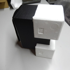 梱包時の荷物の固定用発泡スチロール　１０センチ×１０センチ　１００個（バラ売り可）の画像